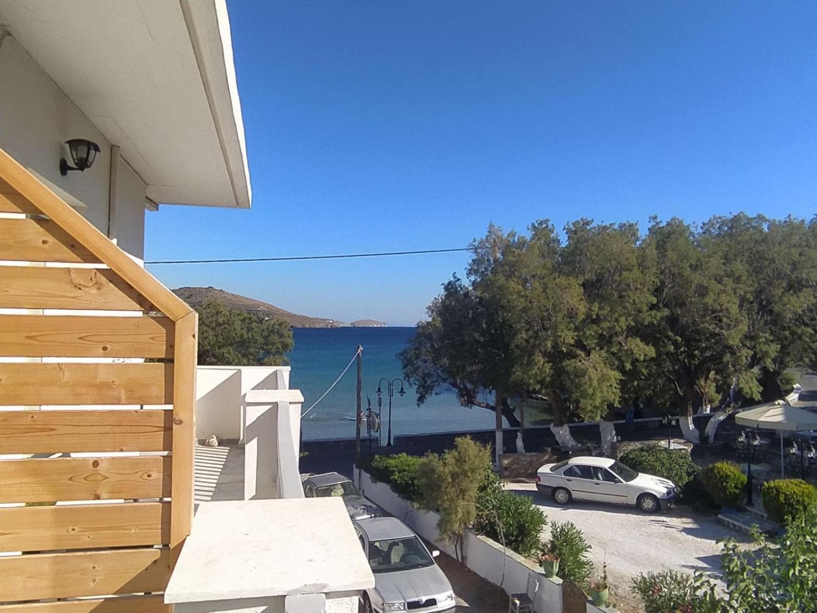 Kantouni Guest House By The Sea Batsíon Exteriör bild